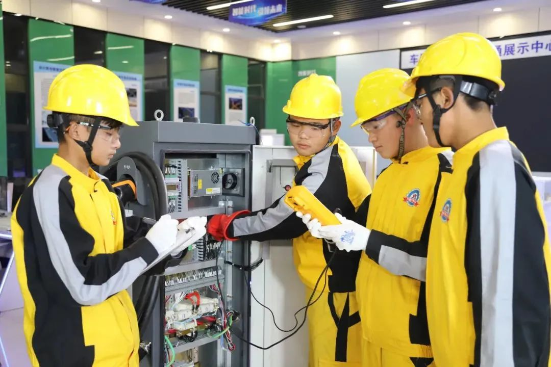 解读汽车行业发展现状及未来前景!